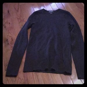 Long sleeve pull over shirt